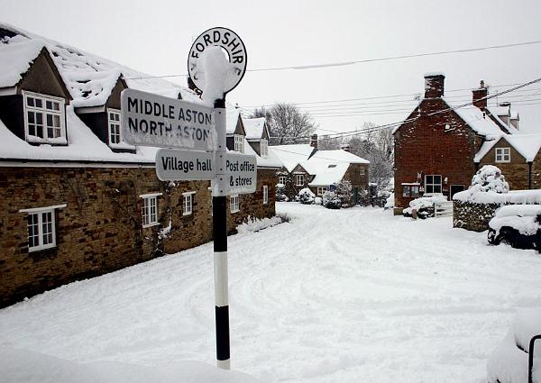 Steeple Aston signpost.jpg